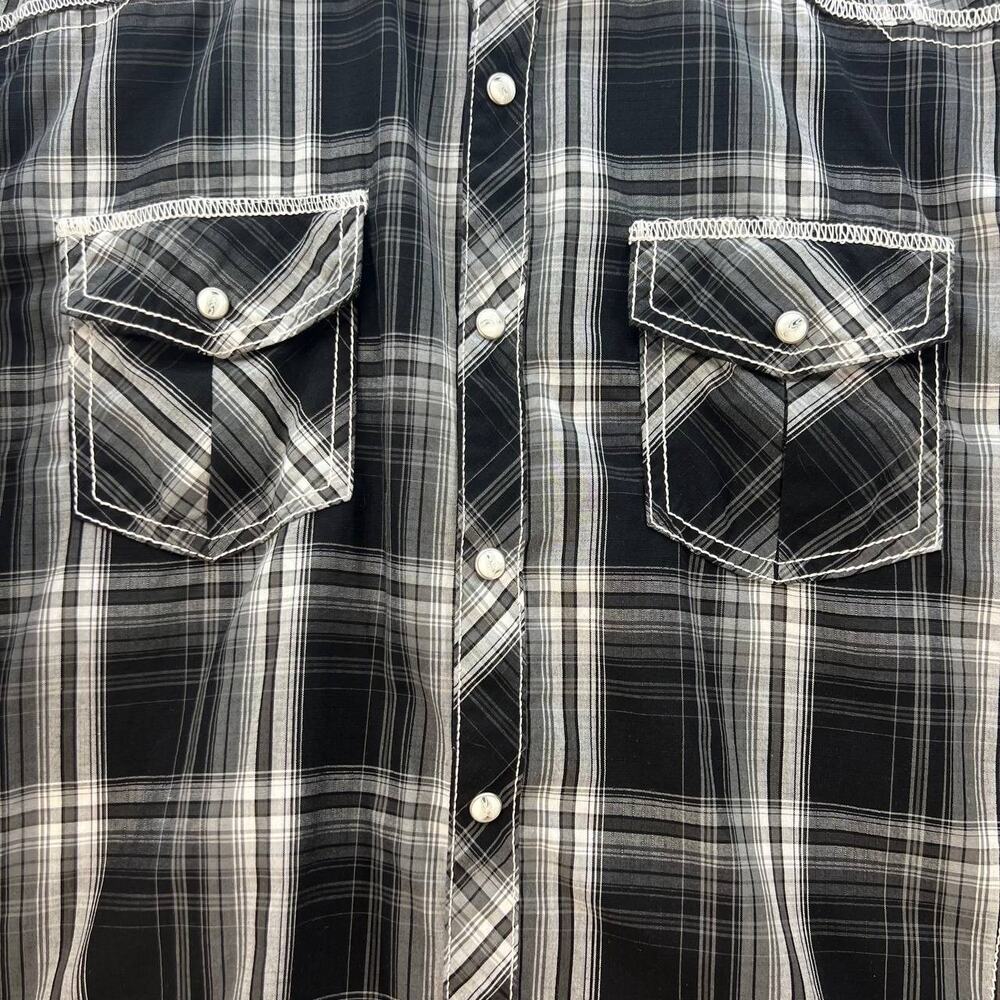 BKE Button Down Shirt Men's Size L Black White Plaid Athletic Fit Western - Picture 2 of 14